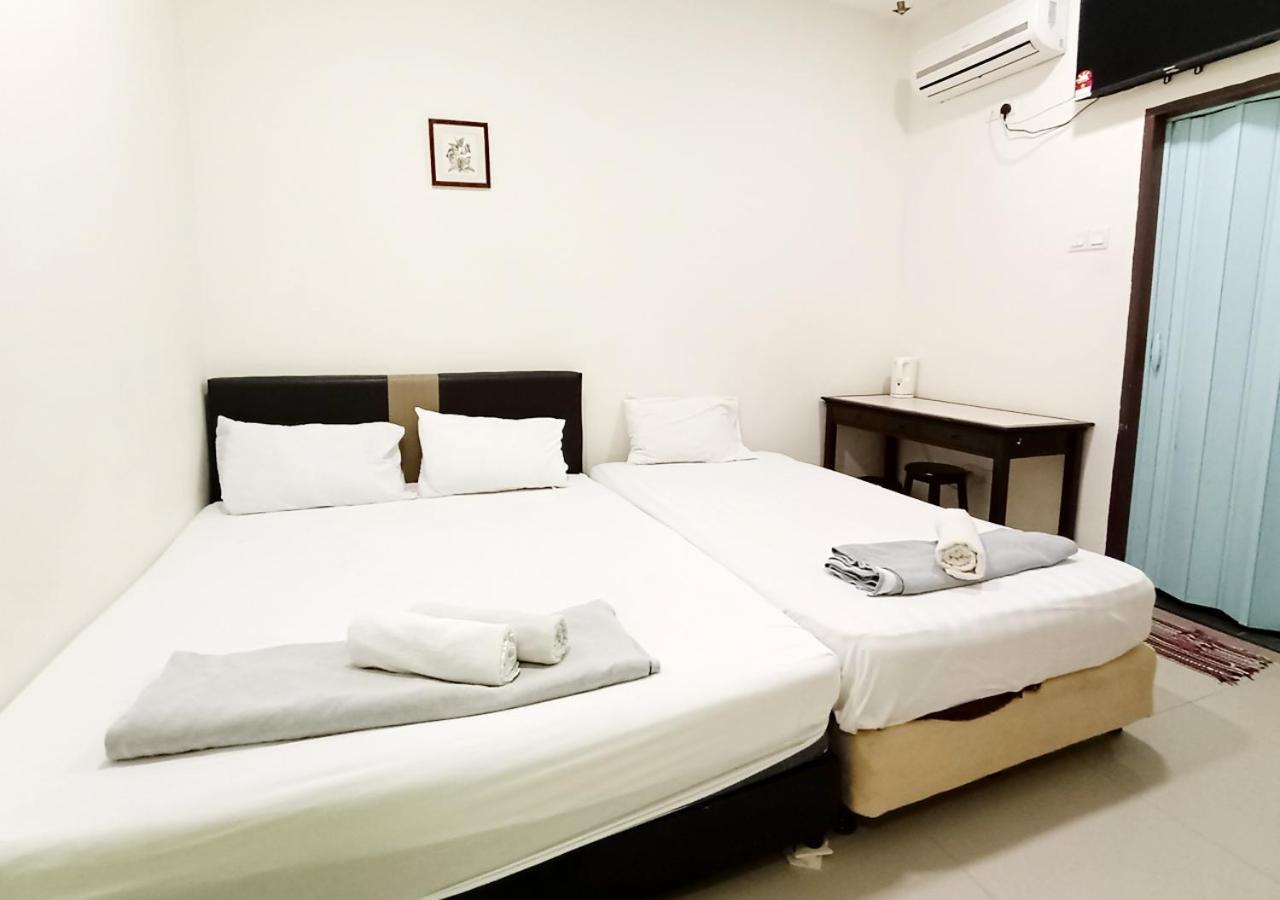 Mn Ferringhi Inn Batu Feringgi Εξωτερικό φωτογραφία