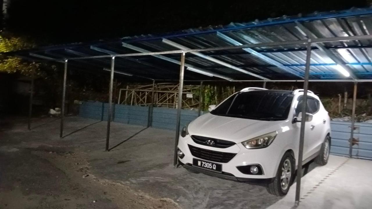 Mn Ferringhi Inn Batu Feringgi Εξωτερικό φωτογραφία